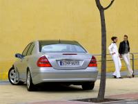 autowp.ru_mercedes-benz_e320_58.jpg